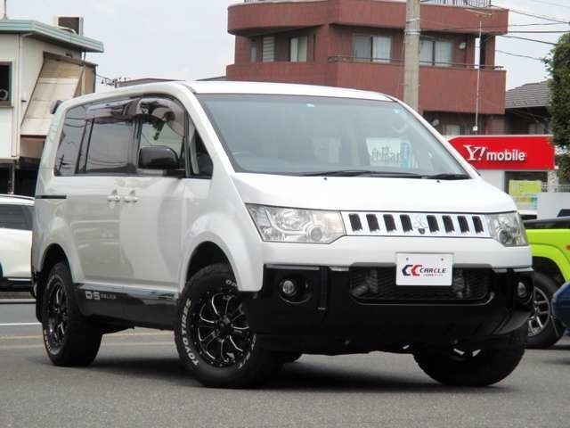 2018 Mitsubishi Delica D5
