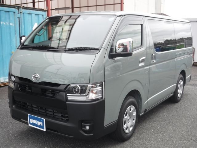Toyota Hiace V