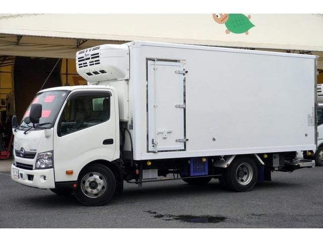 2017 Hino Dutro