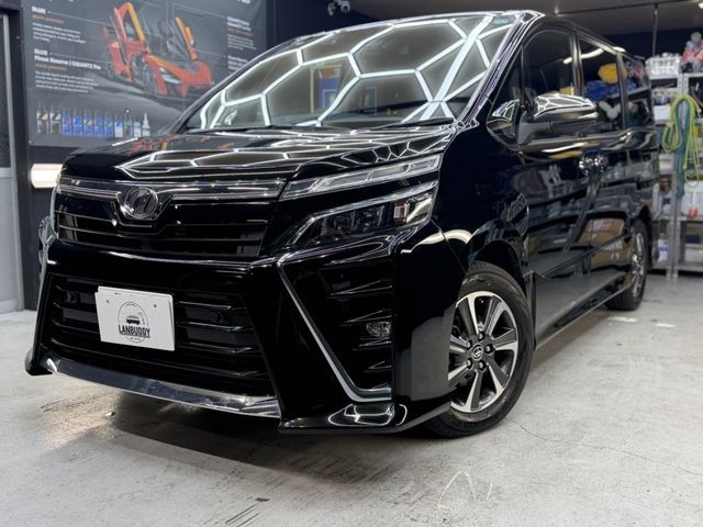 2020 Toyota Voxy