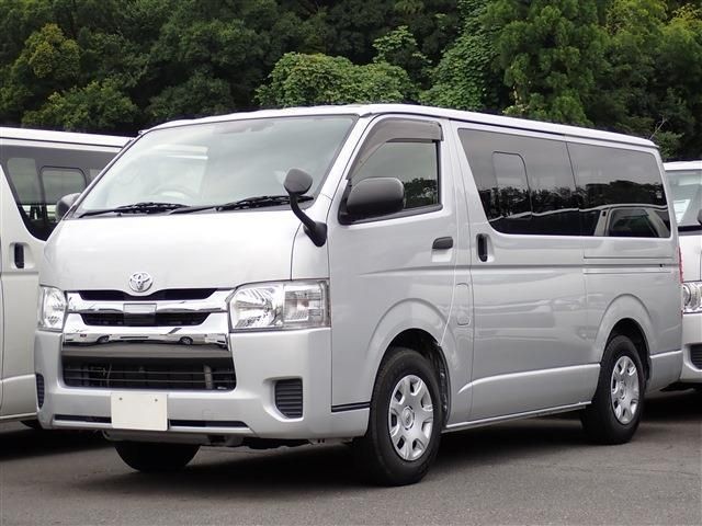 2019 Toyota Hiace V