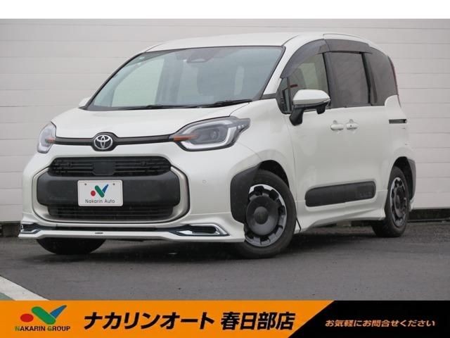 Toyota Sienta HV