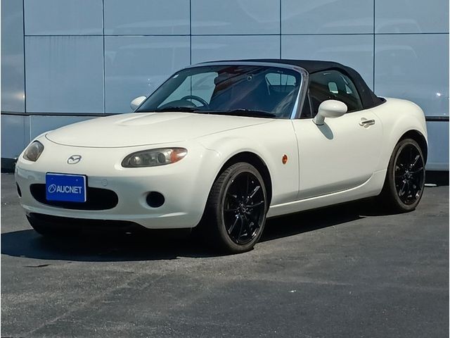 2005 Mazda Roadster