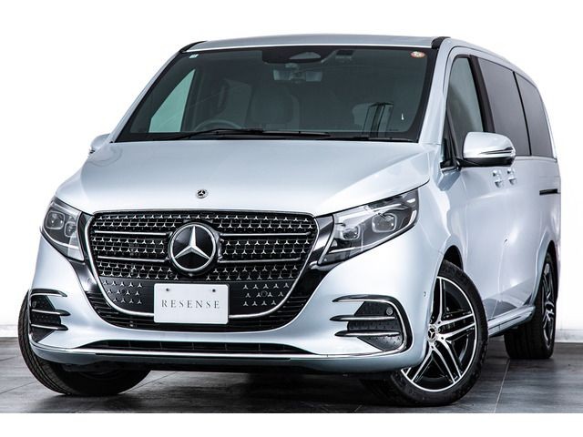 Mercedes-Benz V220D