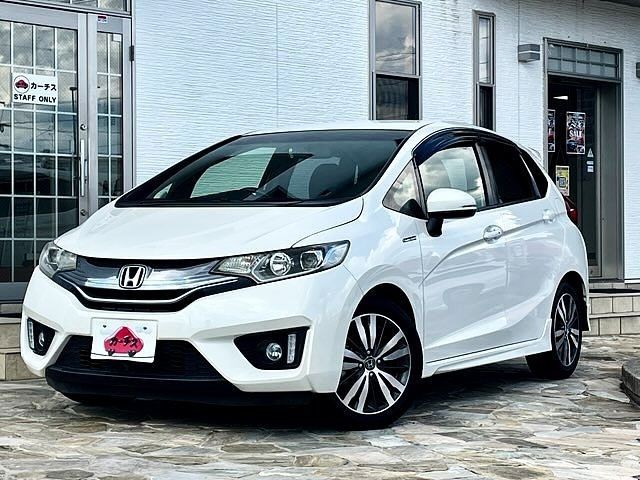 2013 Honda FIT HV