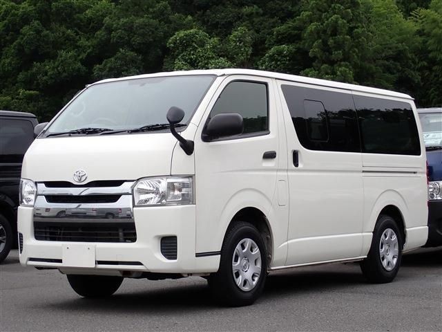 Toyota Hiace V