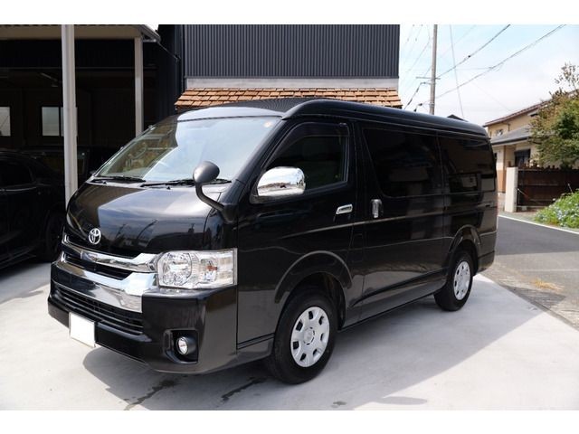 Toyota Hiace W