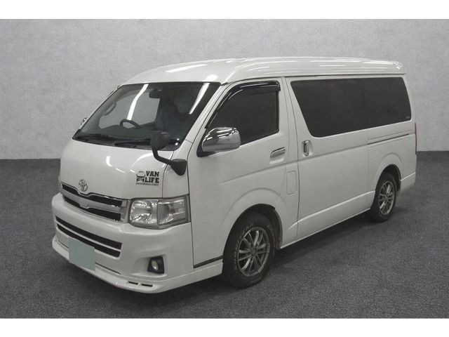 Toyota Hiace W