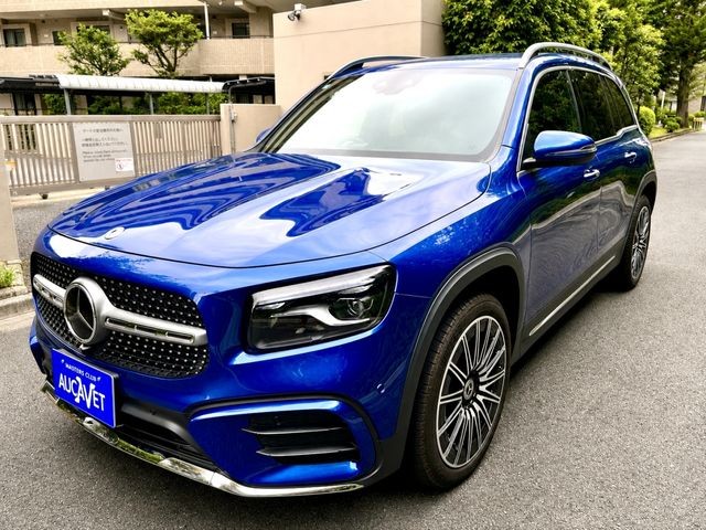 Mercedes-Benz GLB180