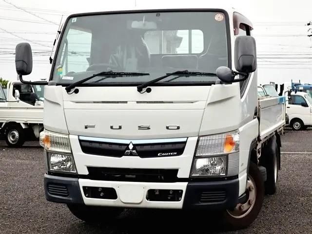 2018 Mitsubishi Canter T
