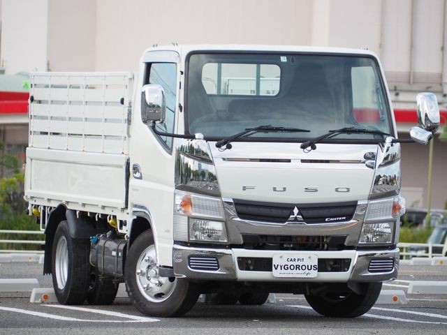 2015 Mitsubishi Canter T