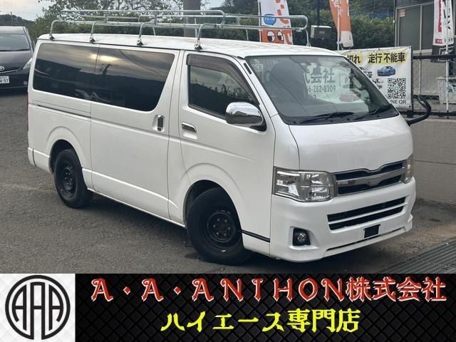 2010 Toyota Hiace V