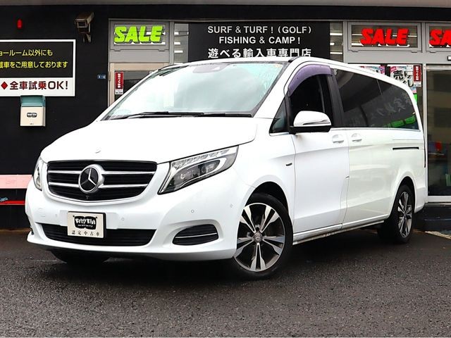 Mercedes-Benz V220D