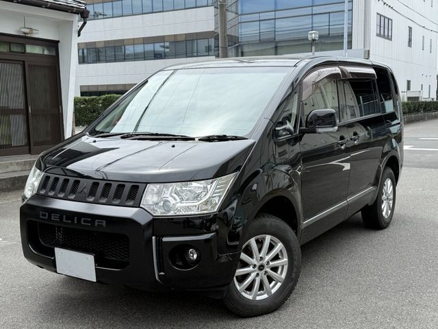 2013 Mitsubishi Delica D5