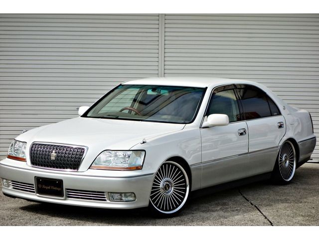 2003 Toyota Crown Majesta