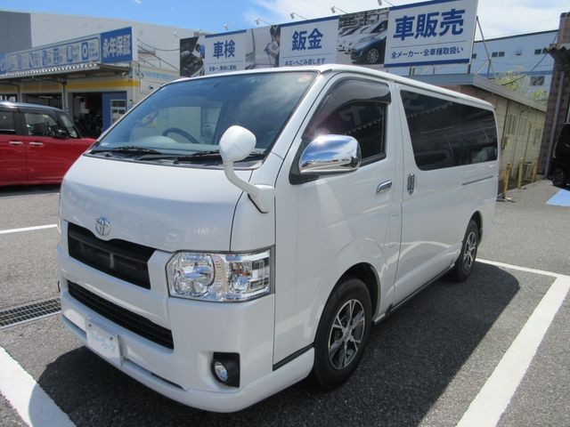 2014 Toyota Hiace V