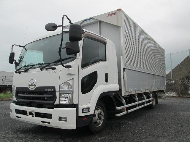 Nissan Diesel Condor