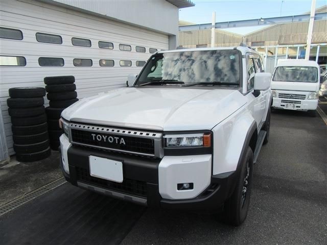 Toyota Land Cruiser 250