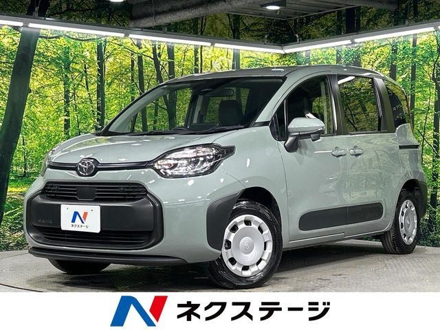 Toyota Sienta HV