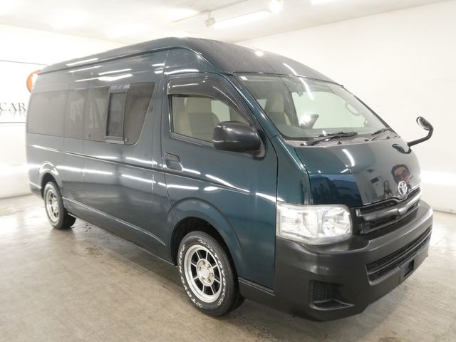 Toyota Hiace V