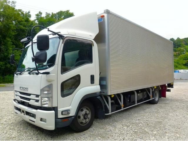 2021 Isuzu Forward