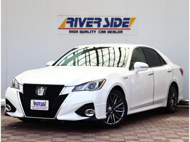 2017 Toyota Crown