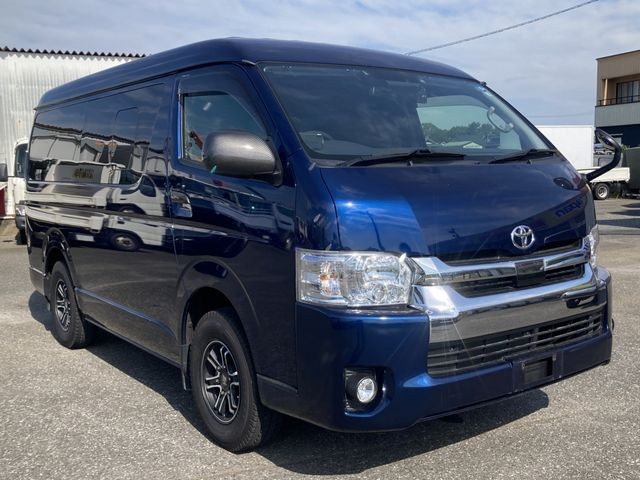 Toyota Hiace W