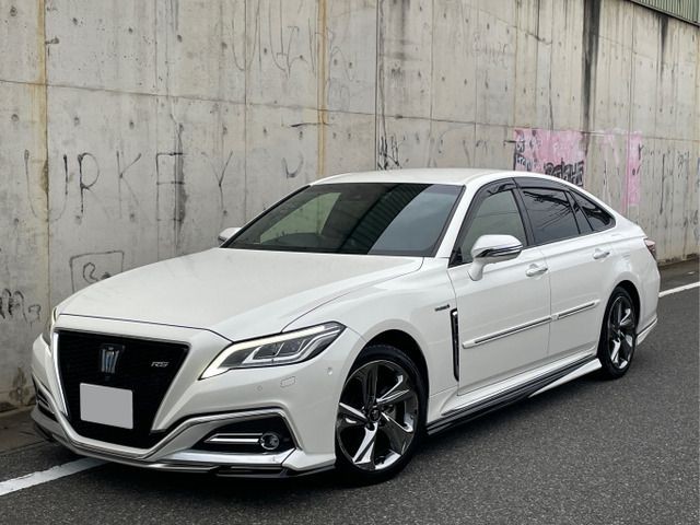 2018 Toyota Crown HV