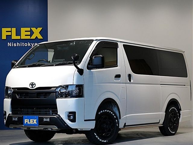 Toyota Hiace V