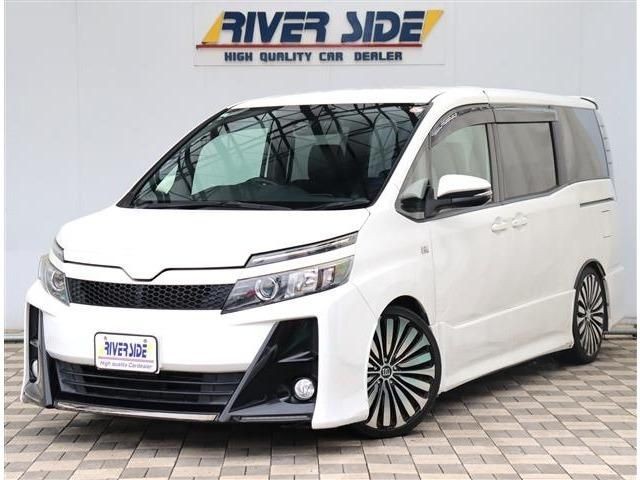 2016 Toyota Voxy