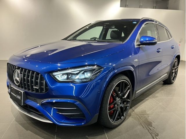 Mercedes-Benz GLA45