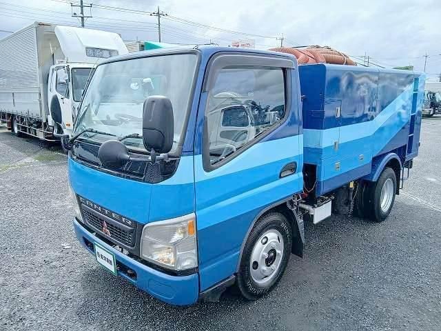 2003 Mitsubishi Canter T