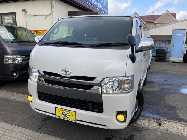 2019 Toyota Hiace V