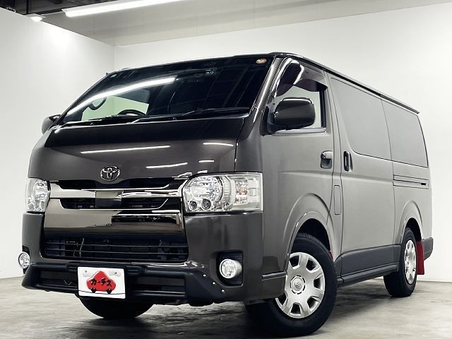 2018 Toyota Hiace V