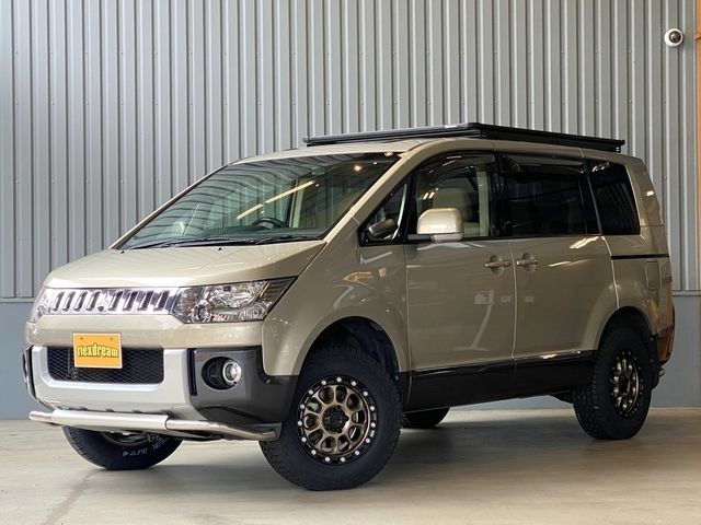 2008 Mitsubishi Delica D5