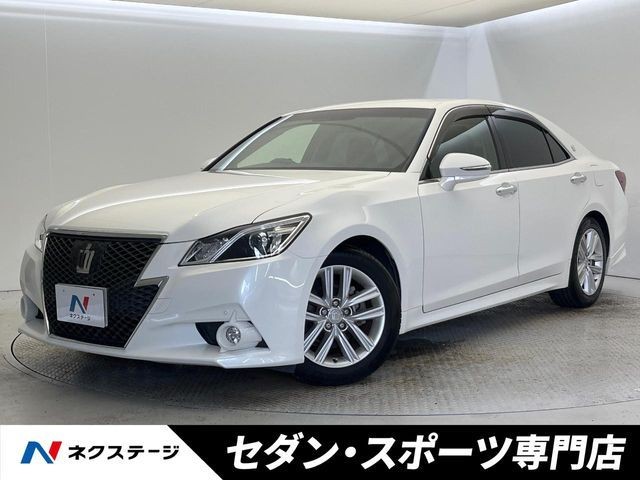 2013 Toyota Crown