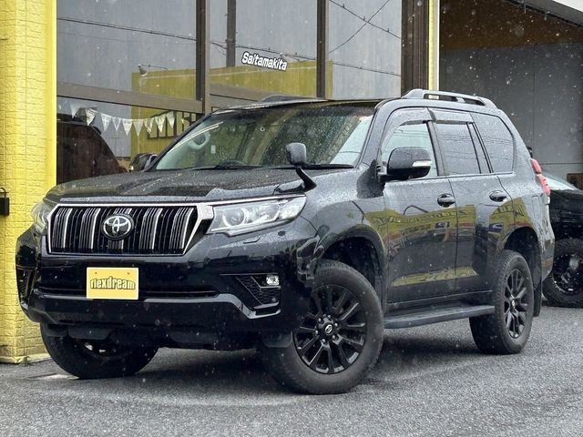 2022 Toyota Land Cruiser Prado