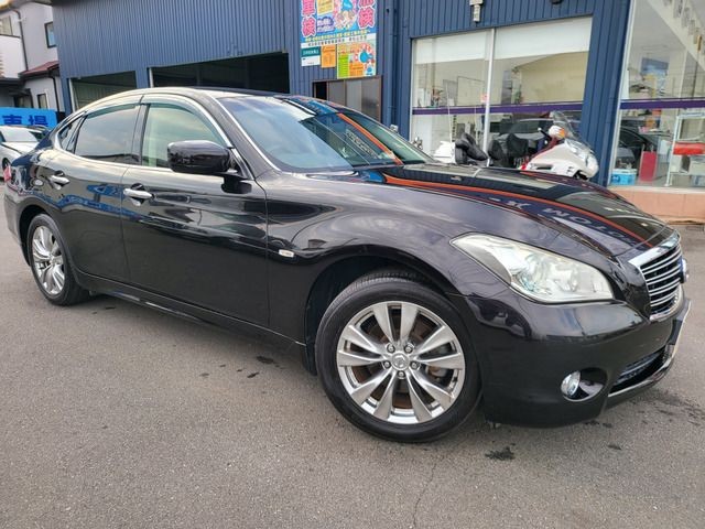 2013 Nissan Fuga