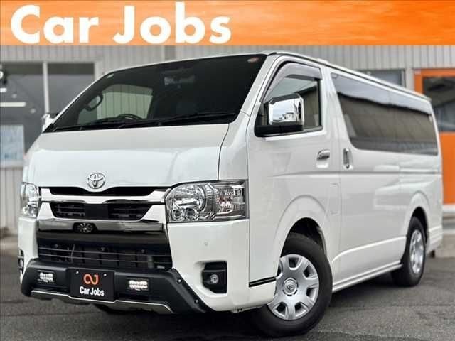 Toyota Hiace V