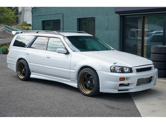 Nissan Stagea