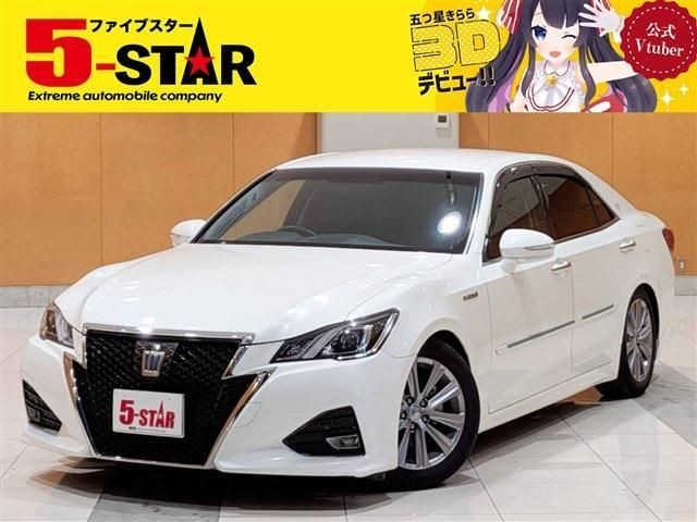 2015 Toyota Crown HV