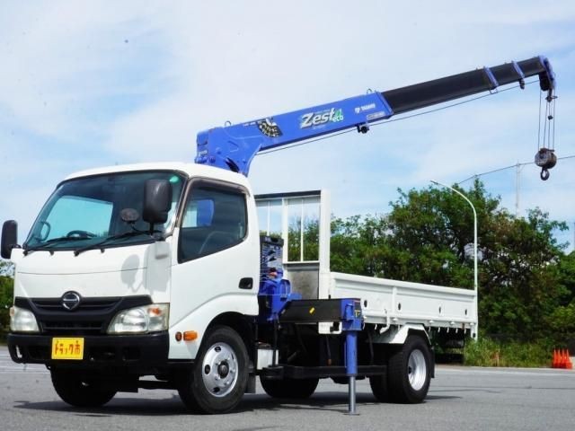 Hino Dutro