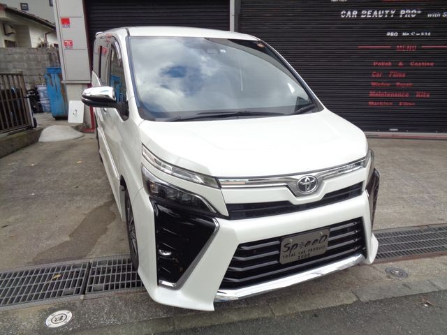 2021 Toyota Voxy
