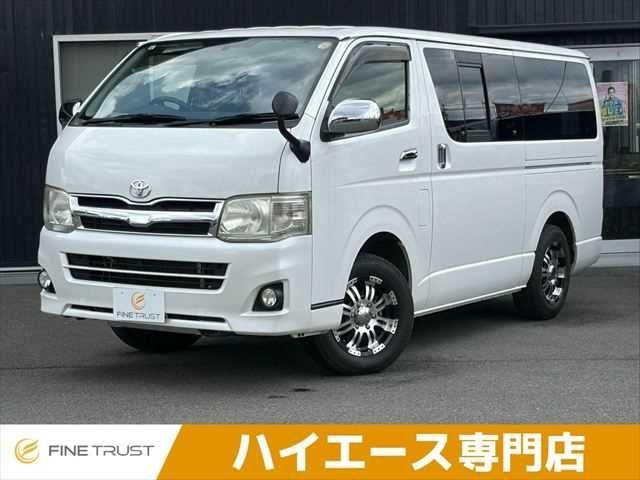 Toyota Hiace V