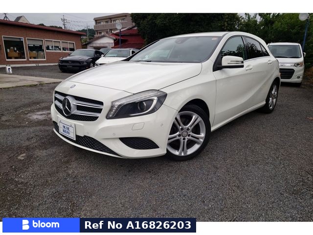 Mercedes-Benz A180