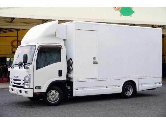 Isuzu ELF