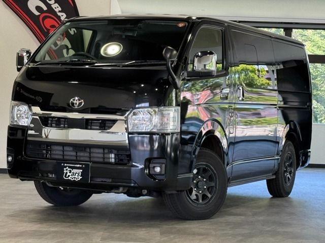 Toyota Hiace V