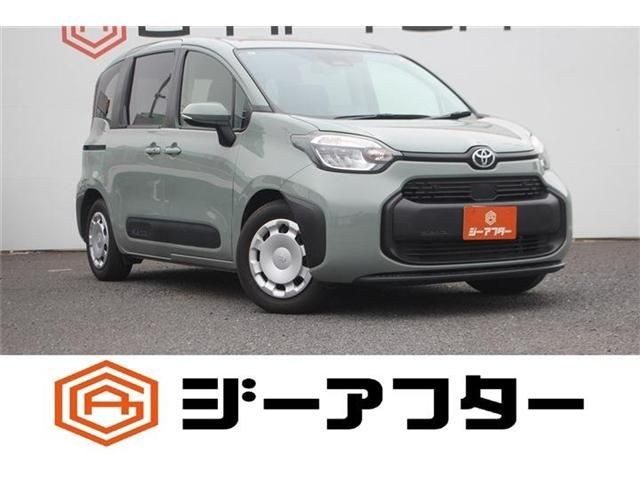 Toyota Sienta HV