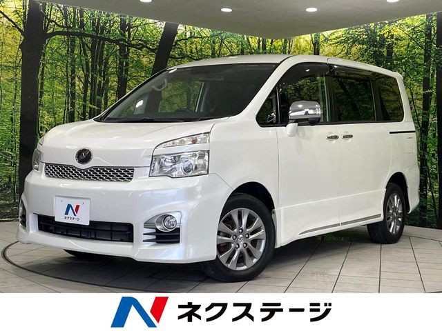 2012 Toyota Voxy