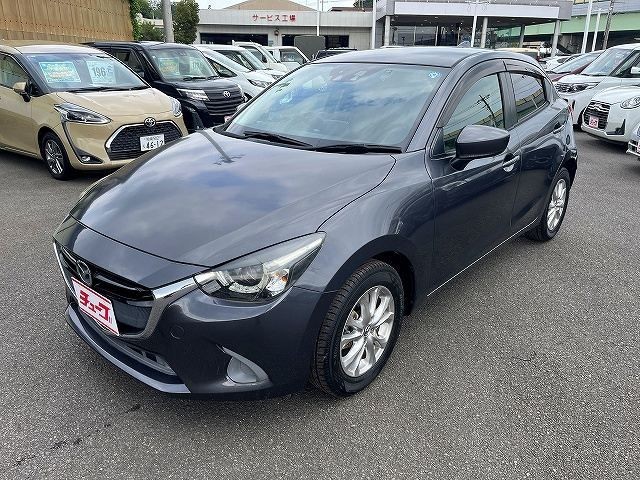 2016 Mazda Demio
